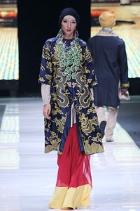 Ronald V. Gaghana Elements. Jakarta Fashion Week 2013 at Plaza Senayan. Jakarta. [Foto: Mohammad Abduh/Wolipop]