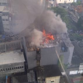 Si Jago Merah Amuk Pemukiman di Kebon Kosong Jakpus