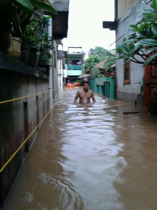 Banjir Kembali Genangi 3 RT di Pondok Labu Jaksel