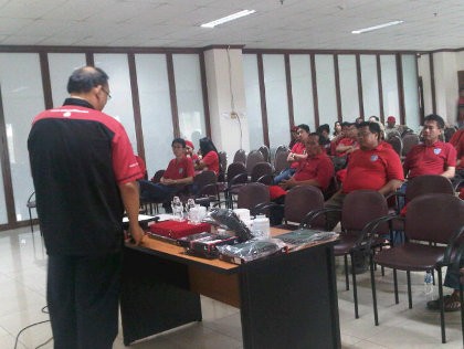 Asyiknya Melongok Produksi Filter Mobil di Tangerang