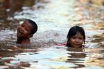 Banjir Masih Rendam Kampung Pulo