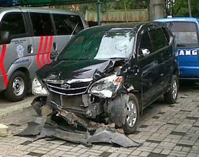 Rombongan Kapolsek Sukorejo Terlibat Laka di Malang Diduga Mabuk