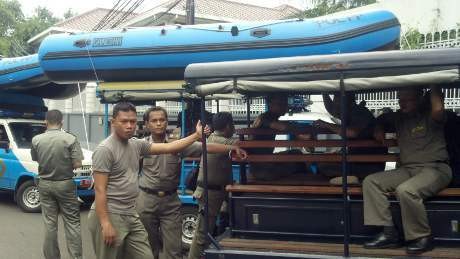 Jakarta Banjir, Jokowi Siagakan Satpol PP di Taman Suropati