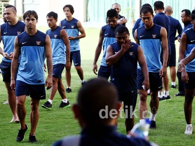 Timnas Latihan Jelang Libas Laos
