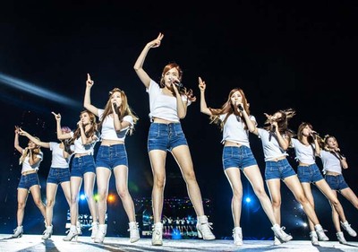 Aksi SNSD di SM Town Singapura