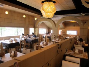 Unik! Taiwan Punya Restoran dari Karton