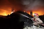 Pabrik Garmen Terbakar, 121 Orang Tewas