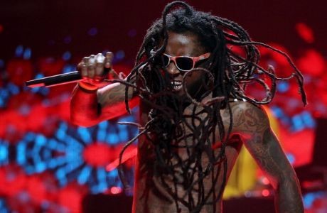 Lil Wayne Pensiun Ngerap dan Fokus jadi Skater