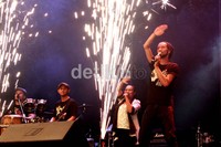 Lagu Khayalan jadi pamungkas The Groove yang mengakhiri penampilannya pukul 00.52WIB dini hari.