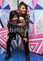 Kekompakan Dara & Mitha The Virgin