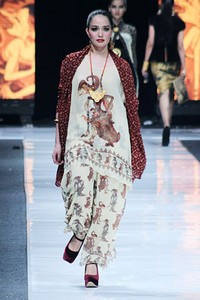 Ghea Panggabean Symbolism. Jakarta Fashion Week 2013 at Plaza Senayan. Jakarta. [Foto: Mohammad Abduh/Wolipop]