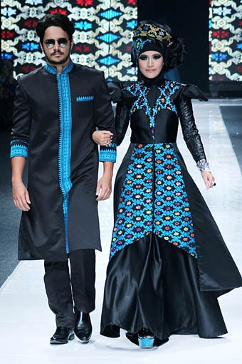 Noni Zakiah THREELOGY. Jakarta Fashion Week 2013 at Plaza Senayan. Jakarta. [Foto: Mohammad Abduh/Wolipop]