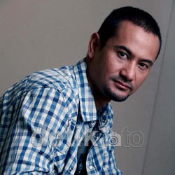 Tepis Gosip Gay, Mudji Massaid Pacari Icha d Bebs