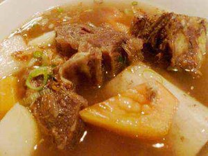 Kemepul Anget Sop Iga Plus Tempe Penyet