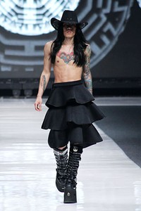 SPOUS by Priyo Oktaviano Ultra Mod. Jakarta Fashion Week 2013 at Plaza Senayan. Jakarta. [Foto: Mohammad Abduh/Wolipop]