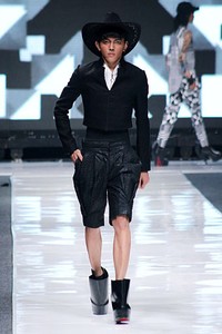 SPOUS by Priyo Oktaviano Ultra Mod. Jakarta Fashion Week 2013 at Plaza Senayan. Jakarta. [Foto: Mohammad Abduh/Wolipop]