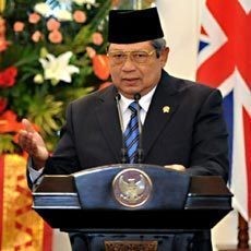 Usai Terima Presiden Singapura, SBY Nonton Timnas vs Singapura