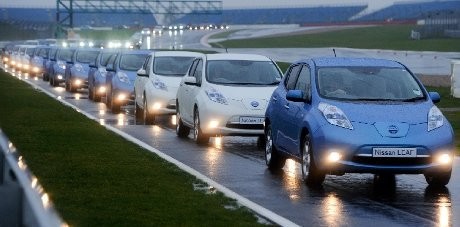 Nissan LEAF Pecahkan Rekor Konvoi Mobil Listrik Terbanyak