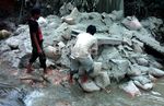 Kelebihan Muatan, Truk Semen Terbalik