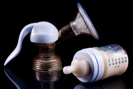 Tak Ada Pojok ASI di Kantor, ASI Terpaksa Dipompa di Gudang & Toilet