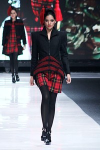 Adrianto Halim Skotlandia. Jakarta Fashion Week 2013 at Plaza Senayan. Jakarta. [Foto: Mohammad Abduh/Wolipop]