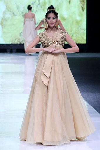 Liliana Lim Korea. Jakarta Fashion Week 2013 at Plaza Senayan. Jakarta. [Foto: Mohammad Abduh/Wolipop]