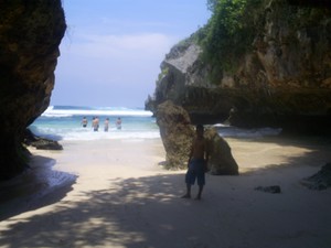Traveling murah ke Bali