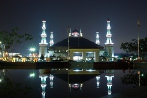 Masjid Al-Bantani Serang