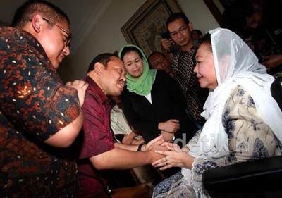Sambangi Rumah Gus Dur, Bhatoegana Minta Maaf