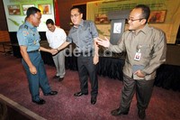 Isu perbatasan selalu hangat karena terkait dengan kedaulatan negara dan kesejahteraan masyarakat setempat.