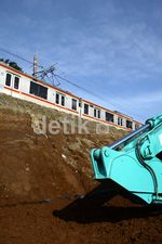 KRL Jakarta-Bogor Kembali Beroperasi