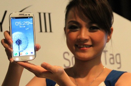Smartphone yang Mencuri Perhatian di Tahun 2012 Smartphone yang Mencuri Perhatian di Tahun 2012