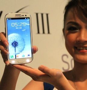Smartphone yang Mencuri Perhatian di Tahun 2012