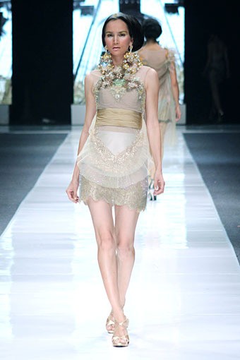 Rusly Tjohnardi Jakarta Fashion Week 2013 at Fashion Loft Plaza Senayan, Jakarta. [Foto: Mohammad Abduh/Wolipop]