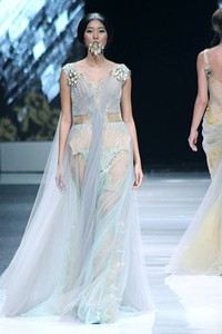 Rusly Tjohnardi Jakarta Fashion Week 2013 at Fashion Loft Plaza Senayan, Jakarta. [Foto: Mohammad Abduh/Wolipop]