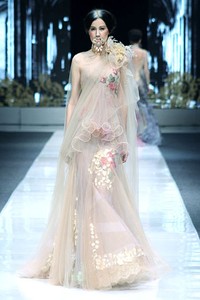 Rusly Tjohnardi Jakarta Fashion Week 2013 at Fashion Loft Plaza Senayan, Jakarta. [Foto: Mohammad Abduh/Wolipop]