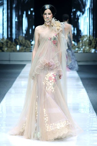 Rusly Tjohnardi Jakarta Fashion Week 2013 at Fashion Loft Plaza Senayan, Jakarta. [Foto: Mohammad Abduh/Wolipop]