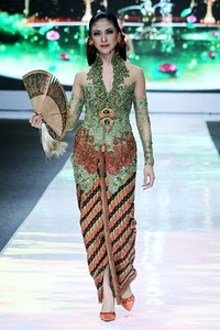 Anne Avantie Jakarta Fashion Week 2013 at Fashion Loft Plaza Senayan, Jakarta. [Foto: Mohammad Abduh/Wolipop]