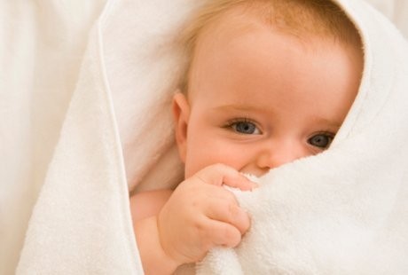 Perhatikan 6 Hal Ini Saat Merawat Bayi Baru Lahir