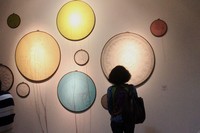 Karya Intimate Strangers yang dipamerankan di Kriya Indonesia. Gus Mun/detikcom.