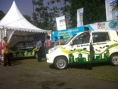 Mobil Listrik Nasional Evina