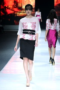 May & June by Barli Asmara. Jakarta Fashion Week 2013 at Plaza Senayan. Jakarta. [Photo: Mohammad Abduh/Wolipop]