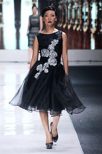 May & June by Barli Asmara. Jakarta Fashion Week 2013 at Plaza Senayan. Jakarta. [Photo: Mohammad Abduh/Wolipop]