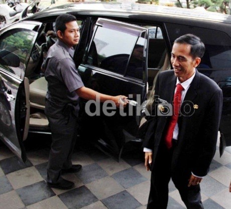  Jokowi Janji Subsidi Harga Tiket MRT