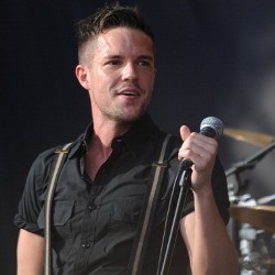 The Killers Rilis Single Natal untuk Amal
