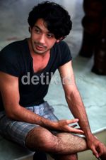 Saat Reza Rahadian Jadi Sutradara