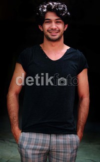 'Punya beban karena ini akan tayang di bioskop,' tuturnya.