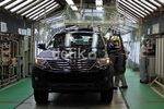 Melongok Perakitan Mobil Fortuner dan Innova