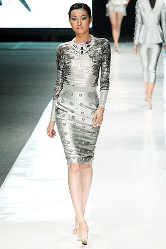 Yosafat Dwi Kurniawan Antiquated Modernity - Spring/Summer 2013. Jakarta Fashion Week 2013 at Plaza Senayan. Jakarta. [Foto: Mohammad Abduh/Wolipop]