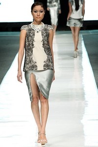 Yosafat Dwi Kurniawan Antiquated Modernity - Spring/Summer 2013. Jakarta Fashion Week 2013 at Plaza Senayan. Jakarta. [Foto: Mohammad Abduh/Wolipop]